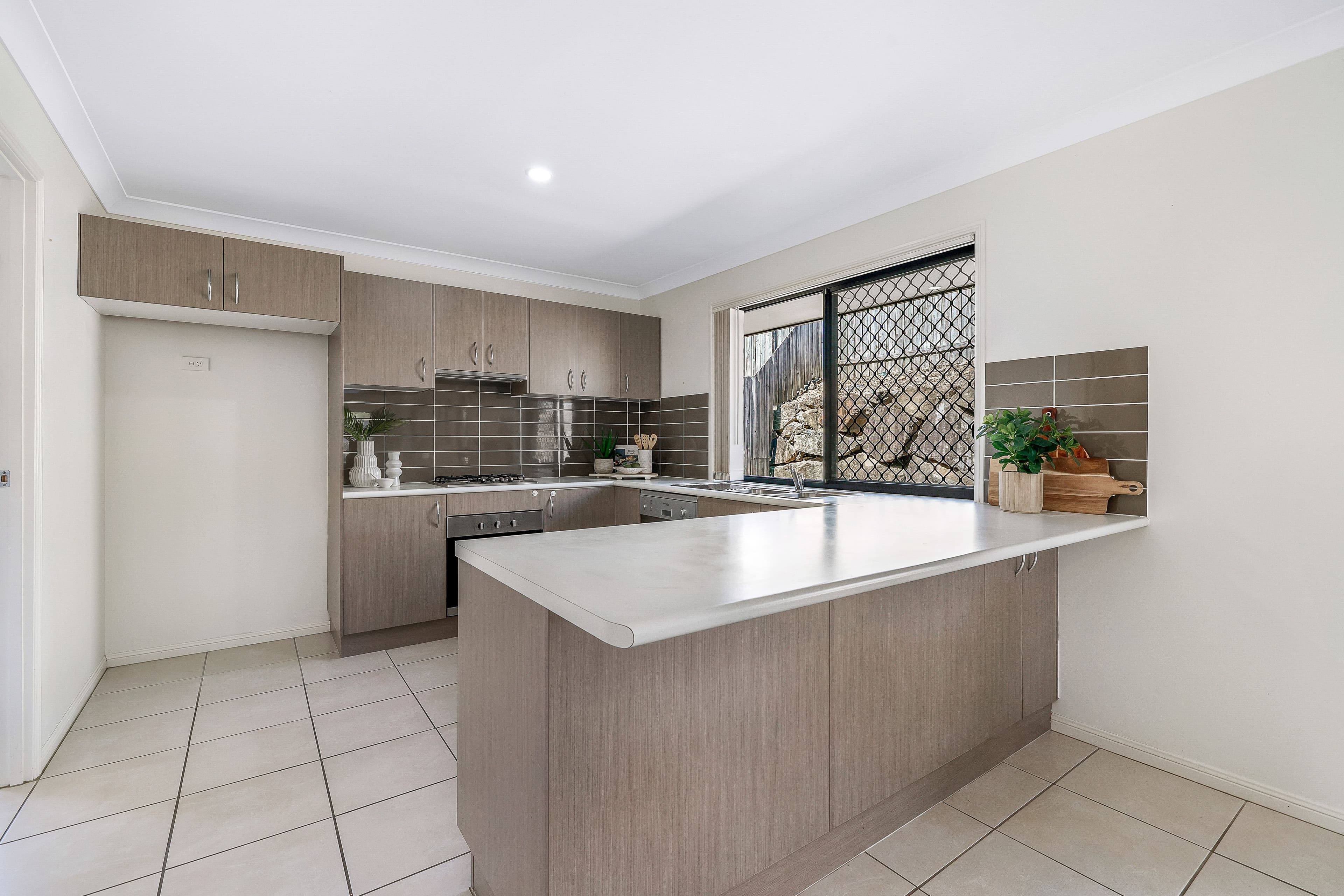 28 Bellinger Key, Pacific Pines QLD 4211, Pacific Pines - Thumbnail 6