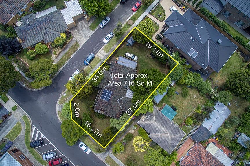 22 Sunhill Road, Mount Waverley VIC 3149, Mount Waverley - Thumbnail 2