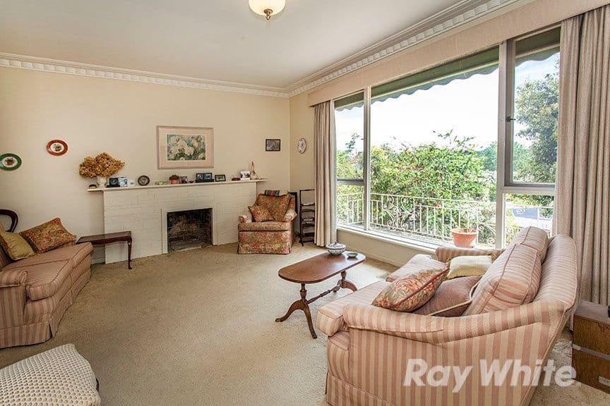 22 Sunhill Road, Mount Waverley VIC 3149, Mount Waverley - Thumbnail 6