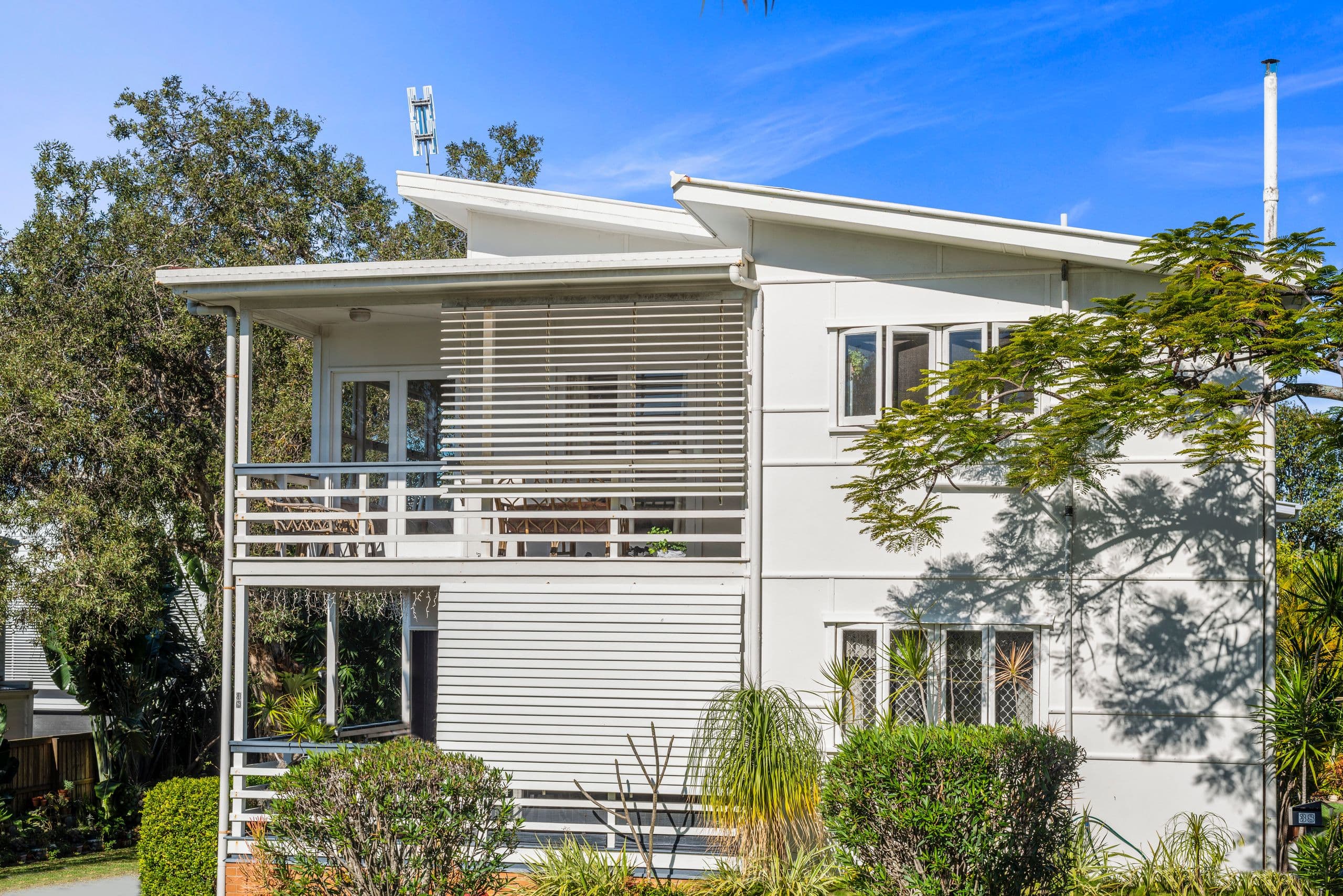 38 Wyberba Street, Tugun QLD 4224, Tugun - Thumbnail 2
