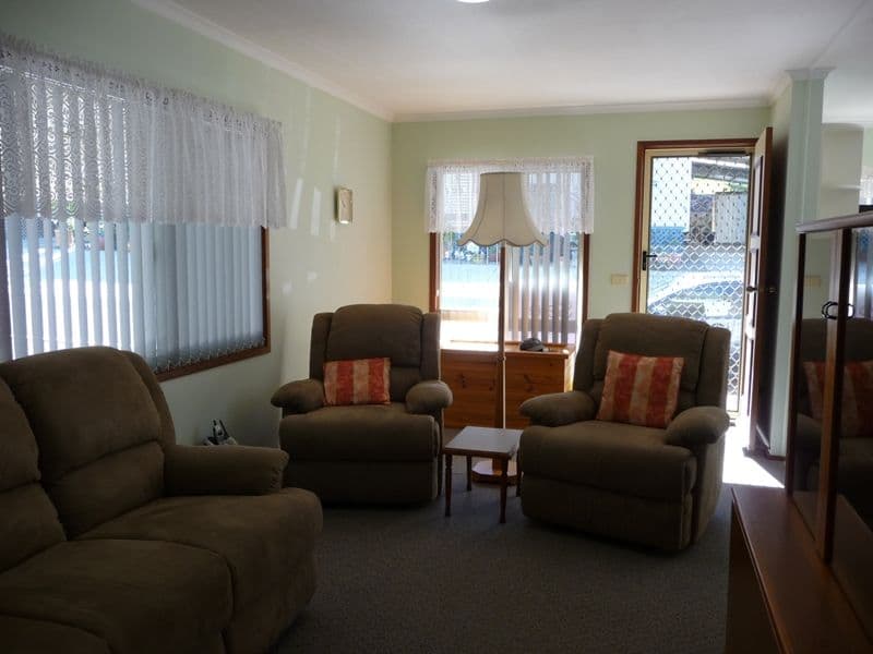 96 Caloundra Road, CALOUNDRA QLD 4551, Caloundra - Thumbnail 4