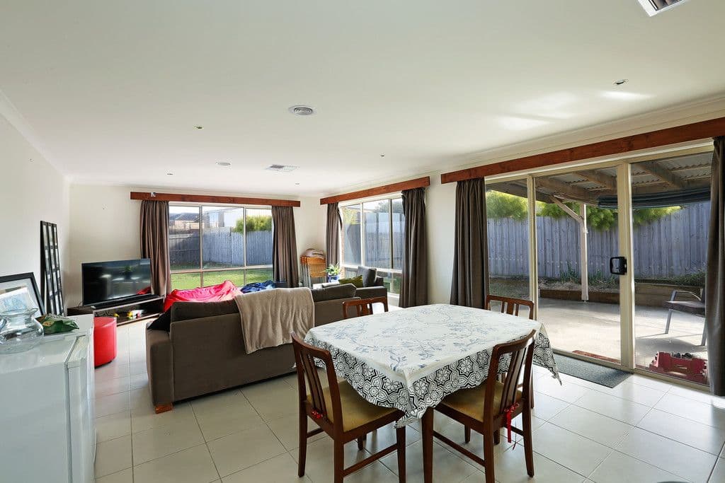 6 Tracken Terrace, Grovedale VIC 3216, Grovedale - Thumbnail 3