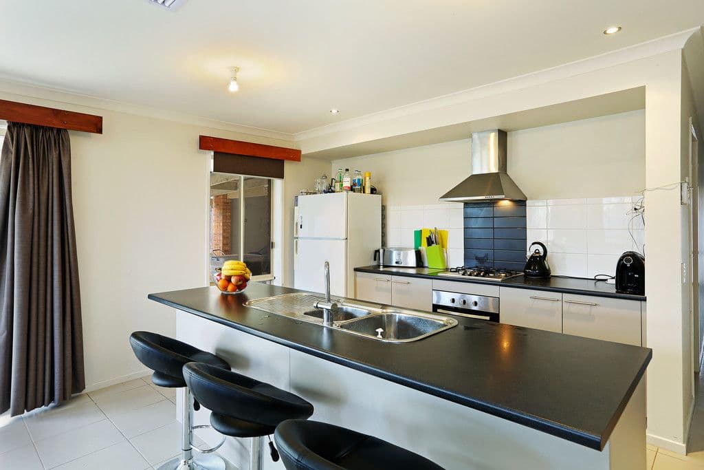 6 Tracken Terrace, Grovedale VIC 3216, Grovedale - Thumbnail 4