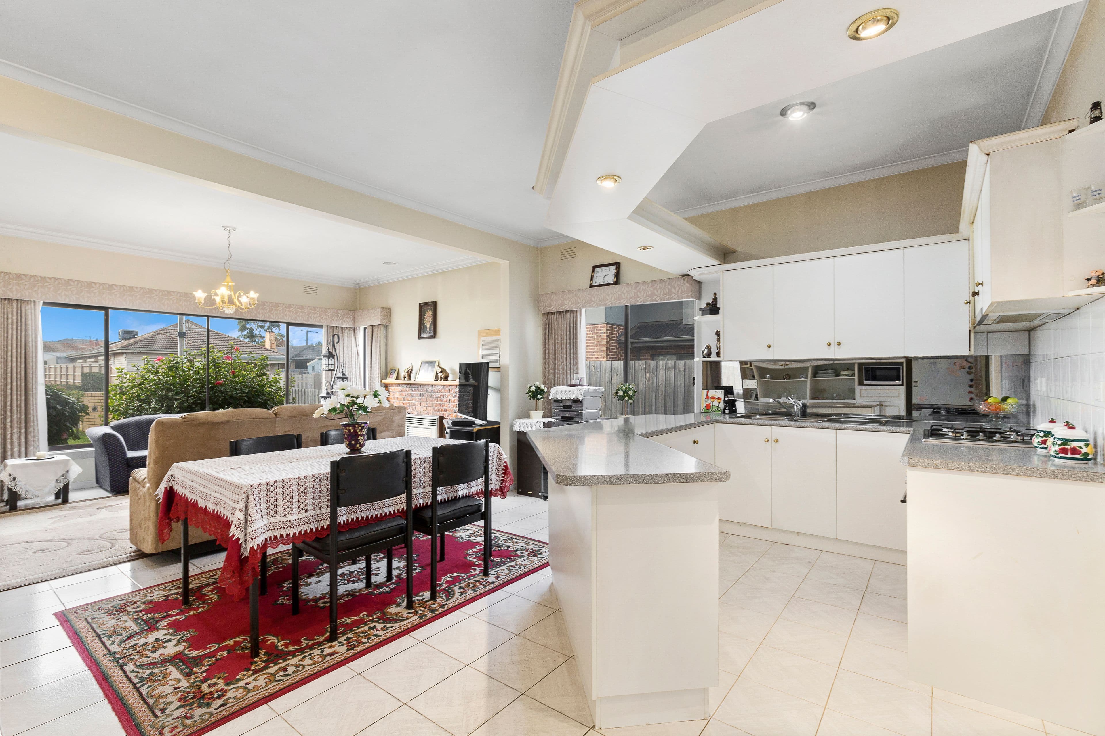 18 Manoon Road, Clayton South VIC 3169, Clayton South - Thumbnail 2
