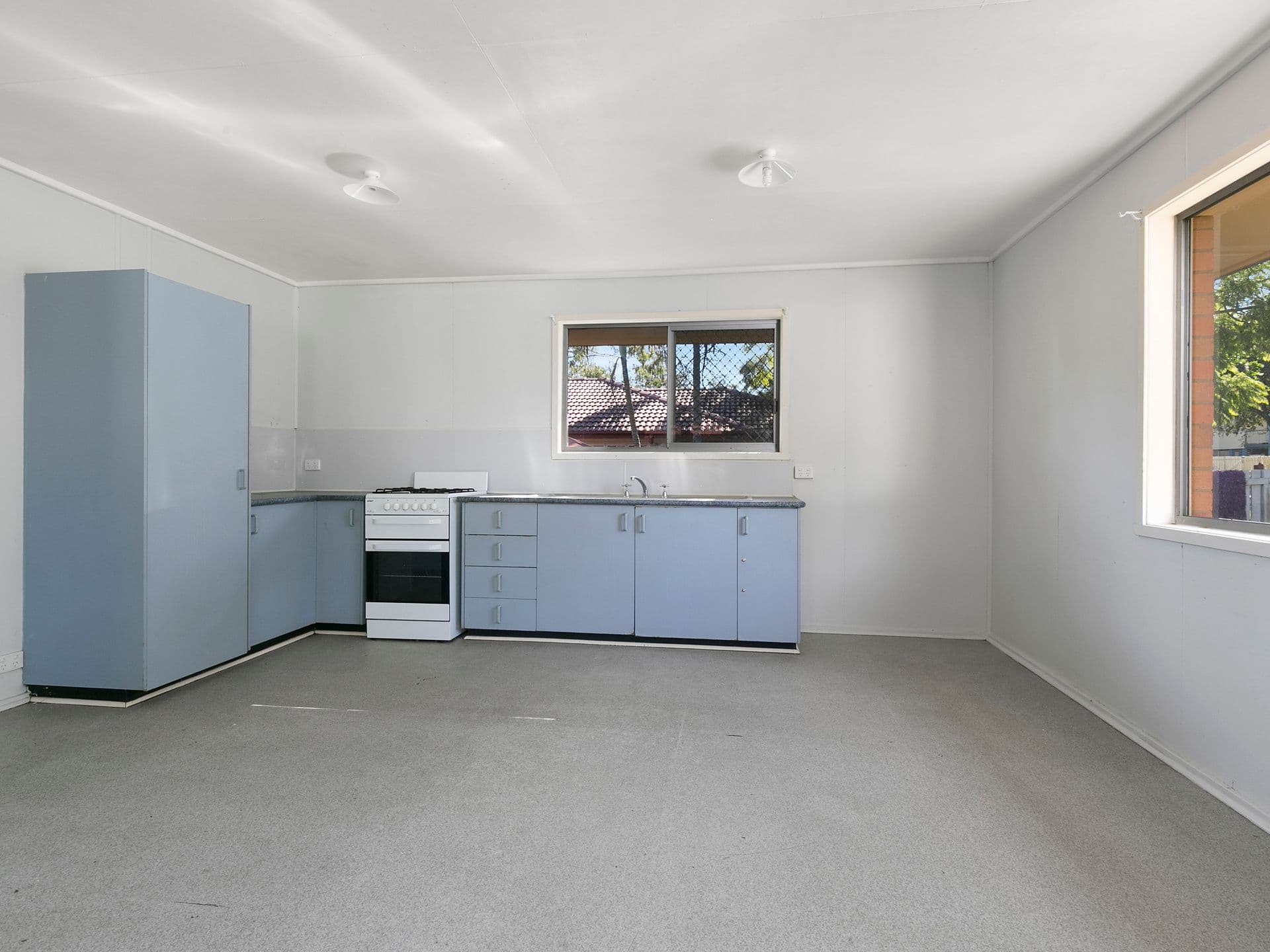 161 Stuart Street, Goodna QLD 4300, Goodna - Thumbnail 3