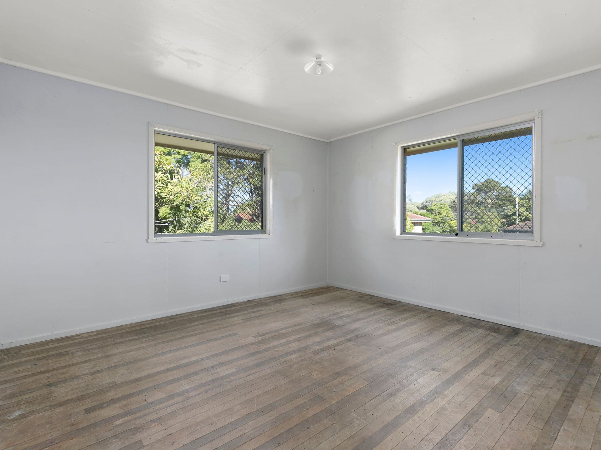161 Stuart Street, Goodna QLD 4300, Goodna - Thumbnail 4