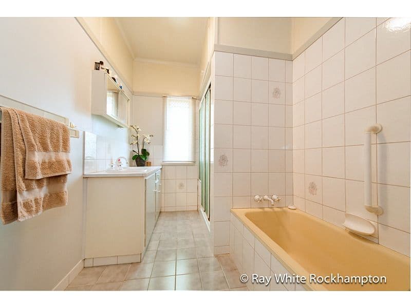 279 Waterloo Street, BERSERKER QLD 4701, Berserker - Thumbnail 8
