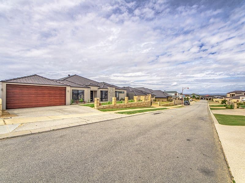 16 Magill Street, Landsdale WA 6065, Landsdale - Thumbnail 2