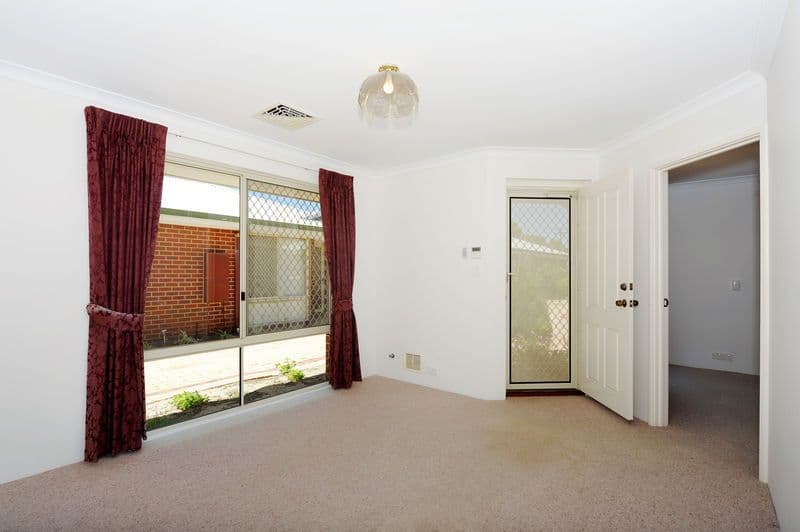 16 Lewington Street, ROCKINGHAM WA 6168, Rockingham - Thumbnail 4