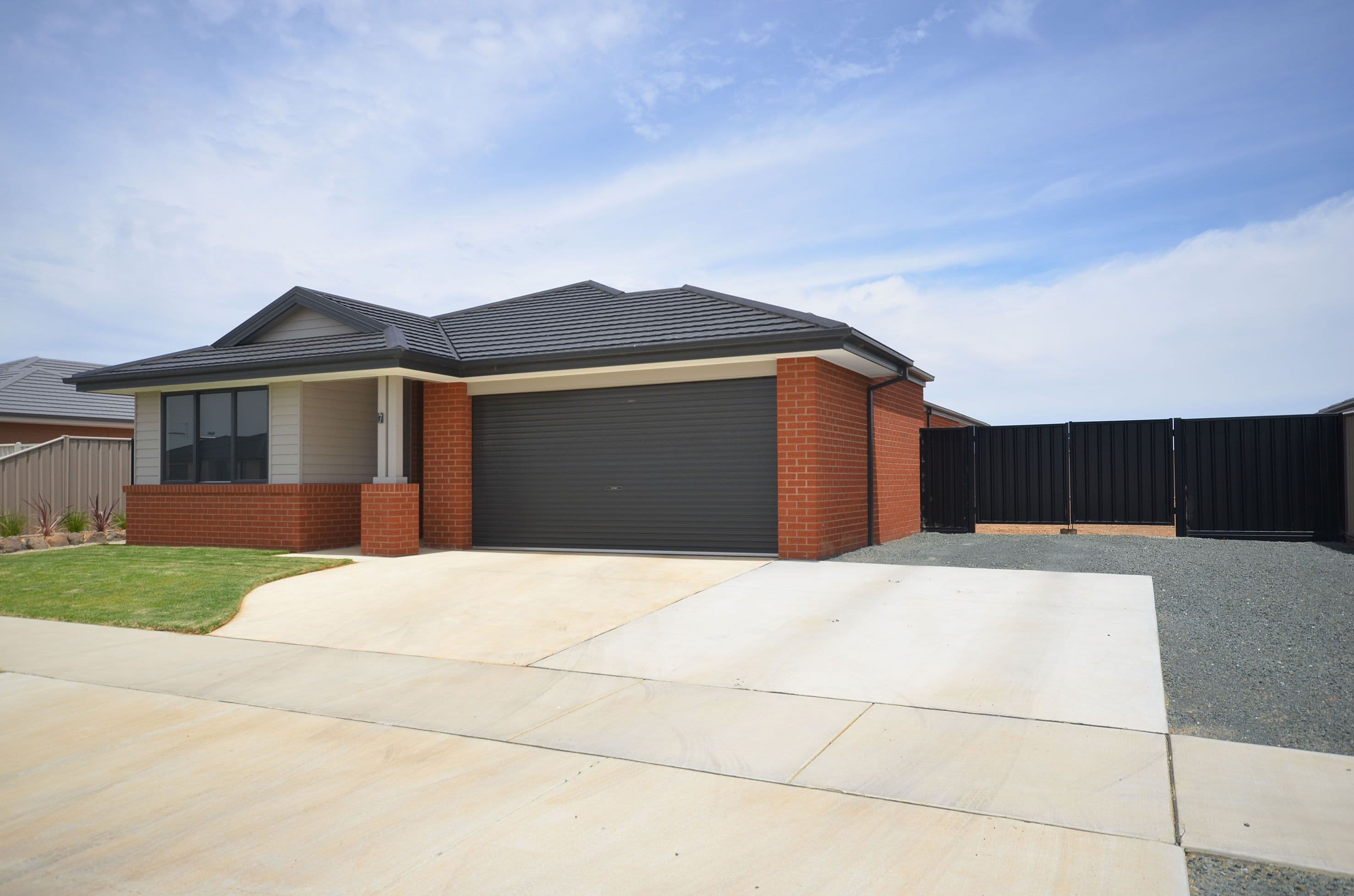 7 Cochrane Street, Echuca VIC 3564, Echuca - Thumbnail 2
