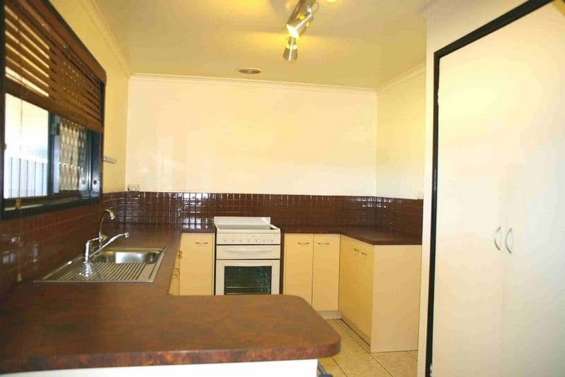 27 Chowilla Street, RENMARK SA 5341, Renmark West - Thumbnail 2