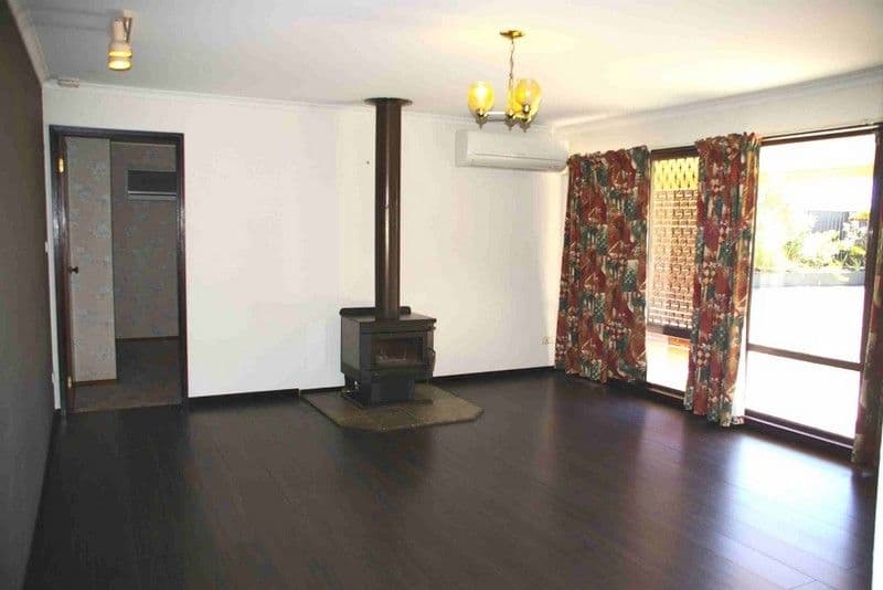 27 Chowilla Street, RENMARK SA 5341, Renmark West - Thumbnail 4