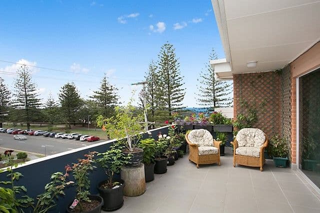 44 The Esplanade, BURLEIGH HEADS QLD 4220, Burleigh Heads - Thumbnail 2