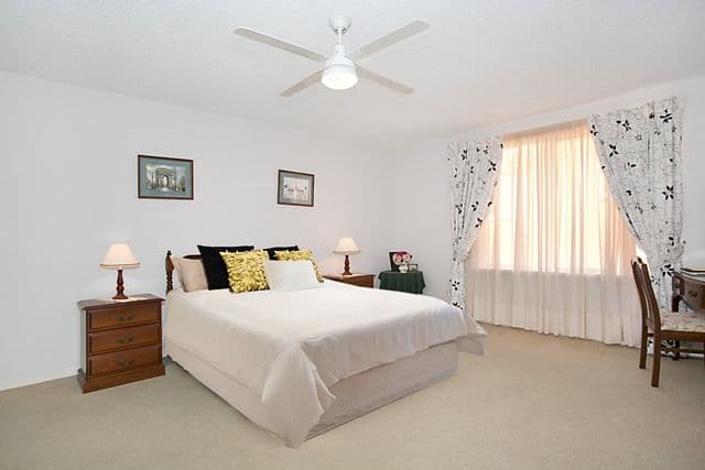 44 The Esplanade, BURLEIGH HEADS QLD 4220, Burleigh Heads - Thumbnail 8