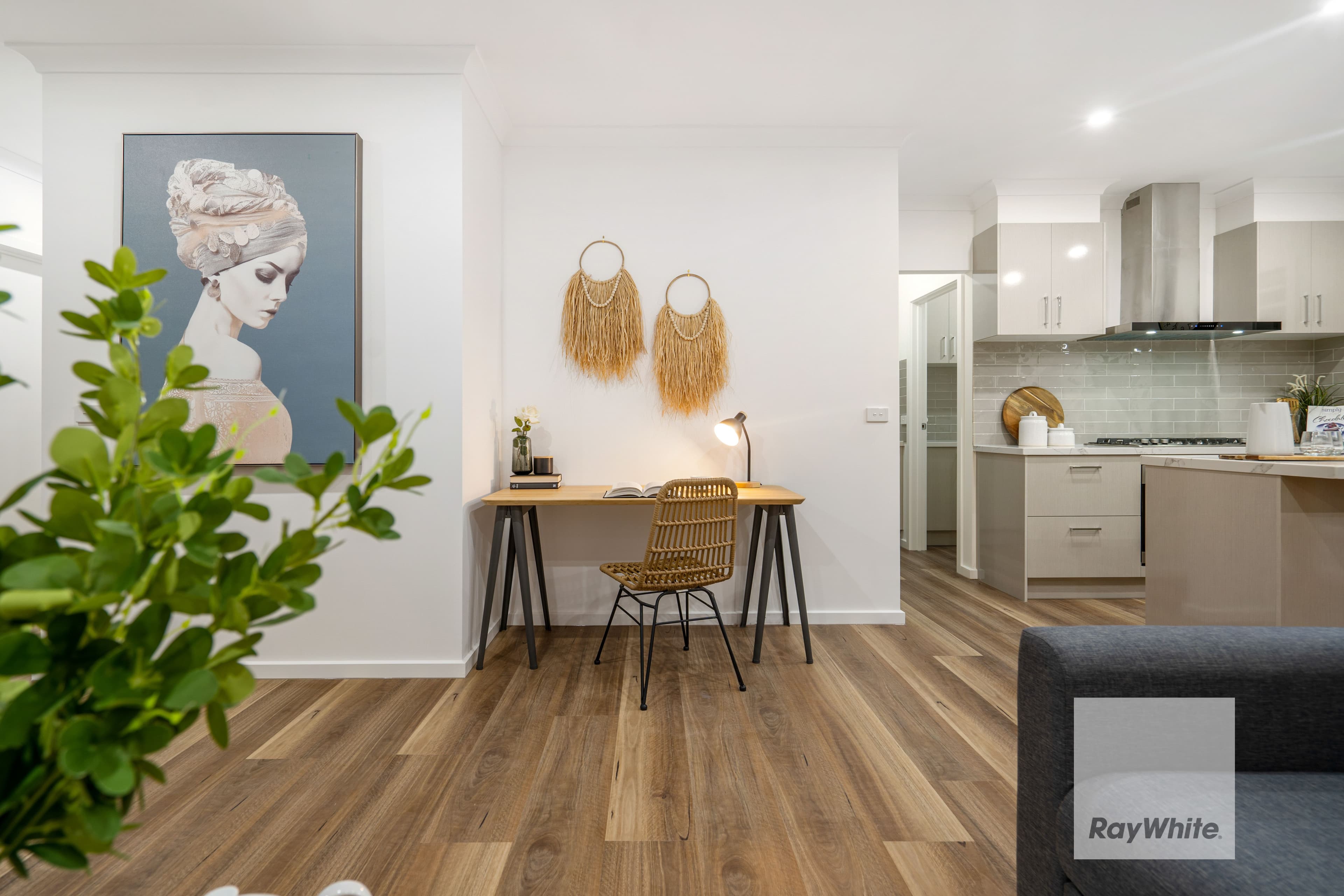92 Lakewood Boulevard, Melton VIC 3337, Melton - Thumbnail 5
