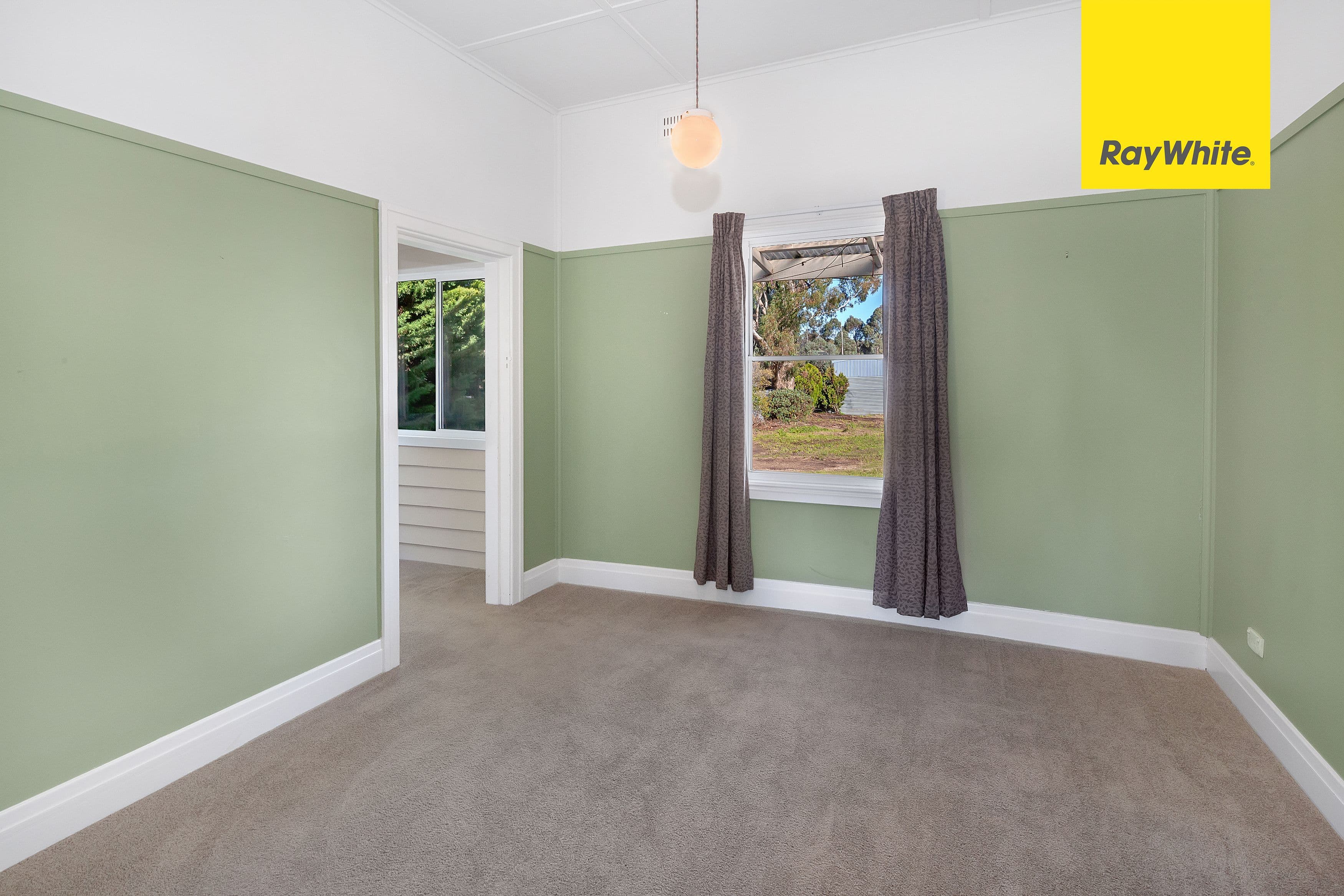 35 Cummins Street, Beaufort VIC 3373, Beaufort - Thumbnail 6