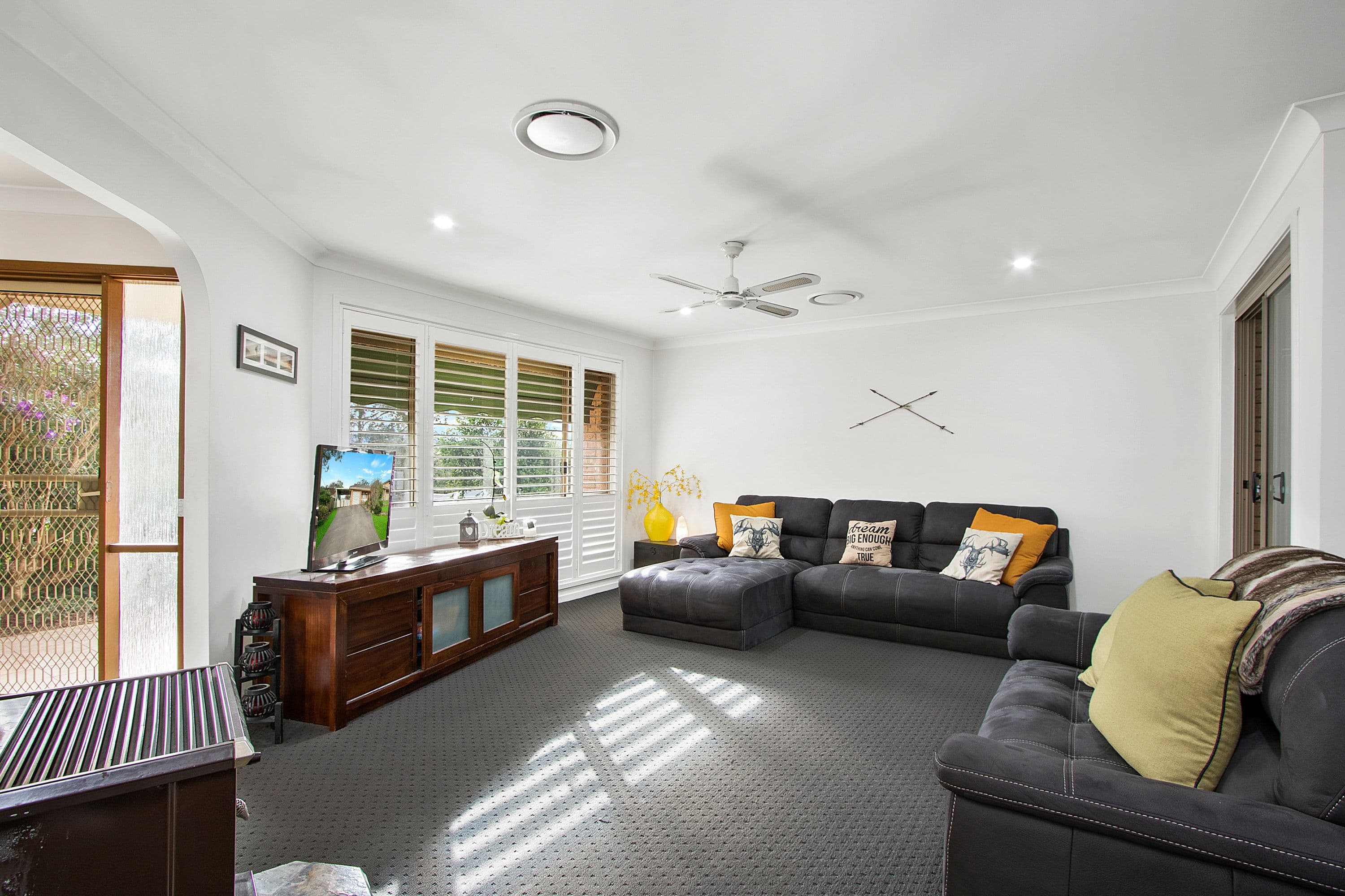 40 Mitchell Drive, Glossodia - Thumbnail 3