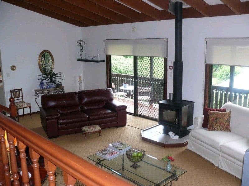 10 Erinvale Close, Mooroolbark, VIC, 3138, Mooroolbark - Thumbnail 3