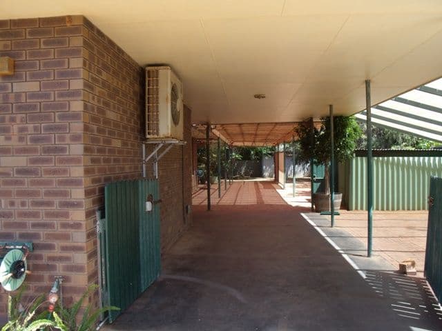 13 Willesee Street, CARNARVON WA 6701, Carnarvon - Thumbnail 7