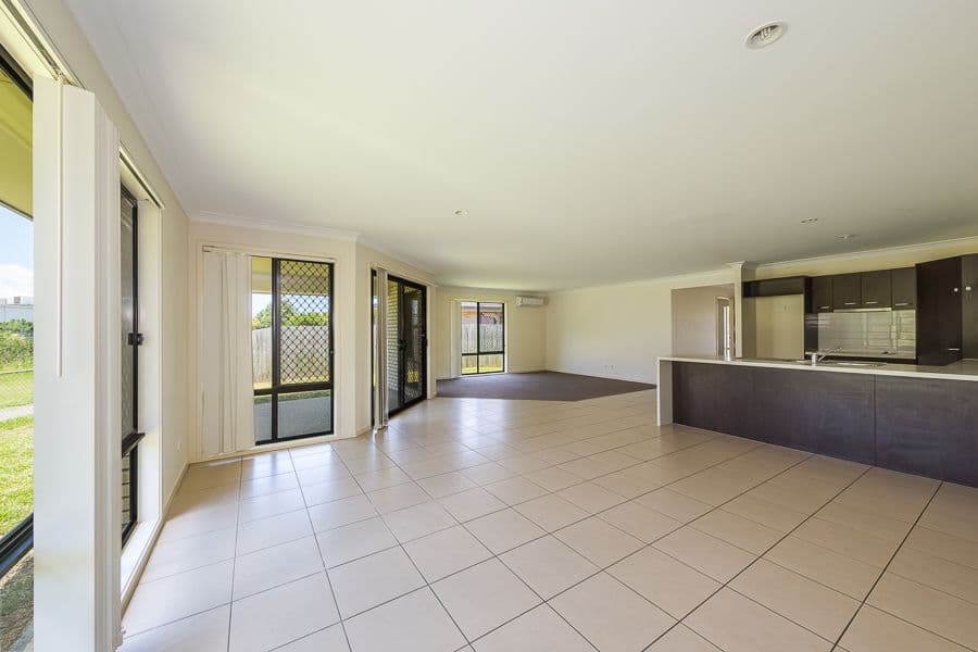 6 Shields Court, Morayfield QLD 4506, Morayfield - Thumbnail 3