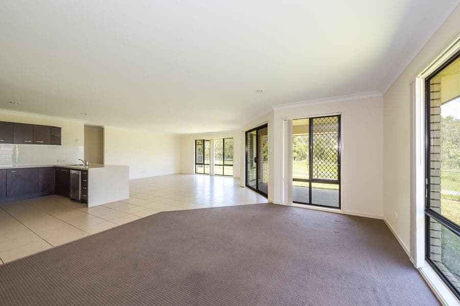 6 Shields Court, Morayfield QLD 4506, Morayfield - Thumbnail 5