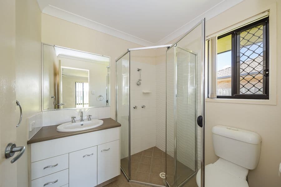 6 Shields Court, Morayfield QLD 4506, Morayfield - Thumbnail 8