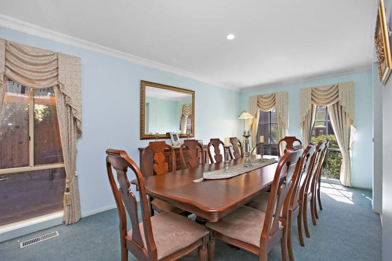 18 Kings College Drive, BAYSWATER VIC 3153, Bayswater - Thumbnail 5