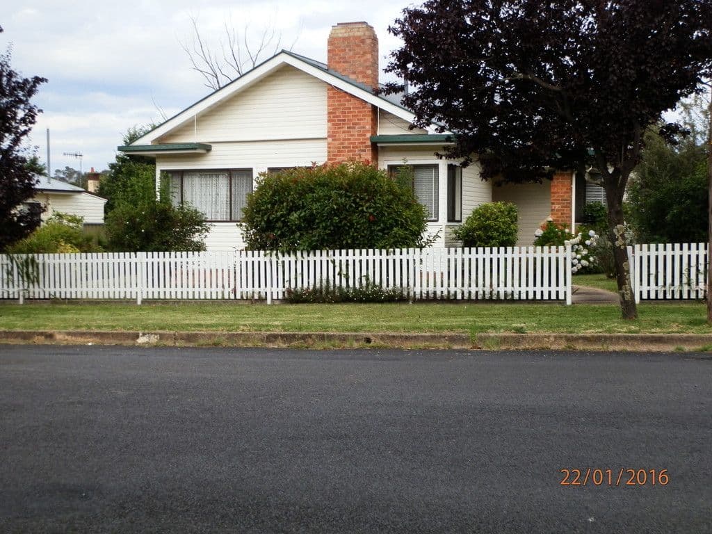Glen Innes NSW 2370, Glen Innes - Image 1