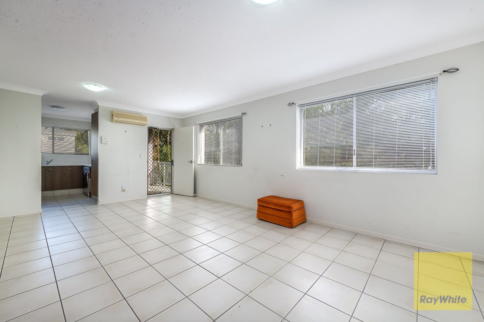 49 Brighton Street, Biggera Waters QLD 4216, Biggera Waters - Thumbnail 6