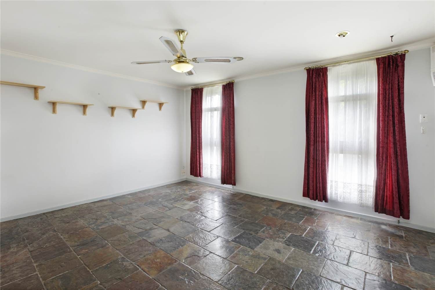 4 Gannet Court, ST ALBANS PARK VIC 3219, St Albans Park - Thumbnail 4