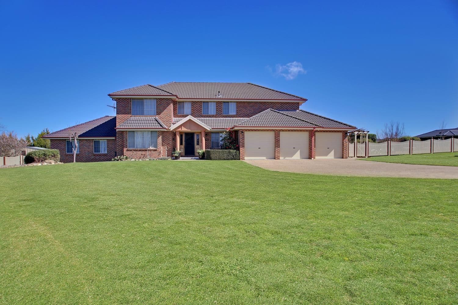 14 Mitchell Street, GOULBURN NSW 2580, Goulburn - Thumbnail 2