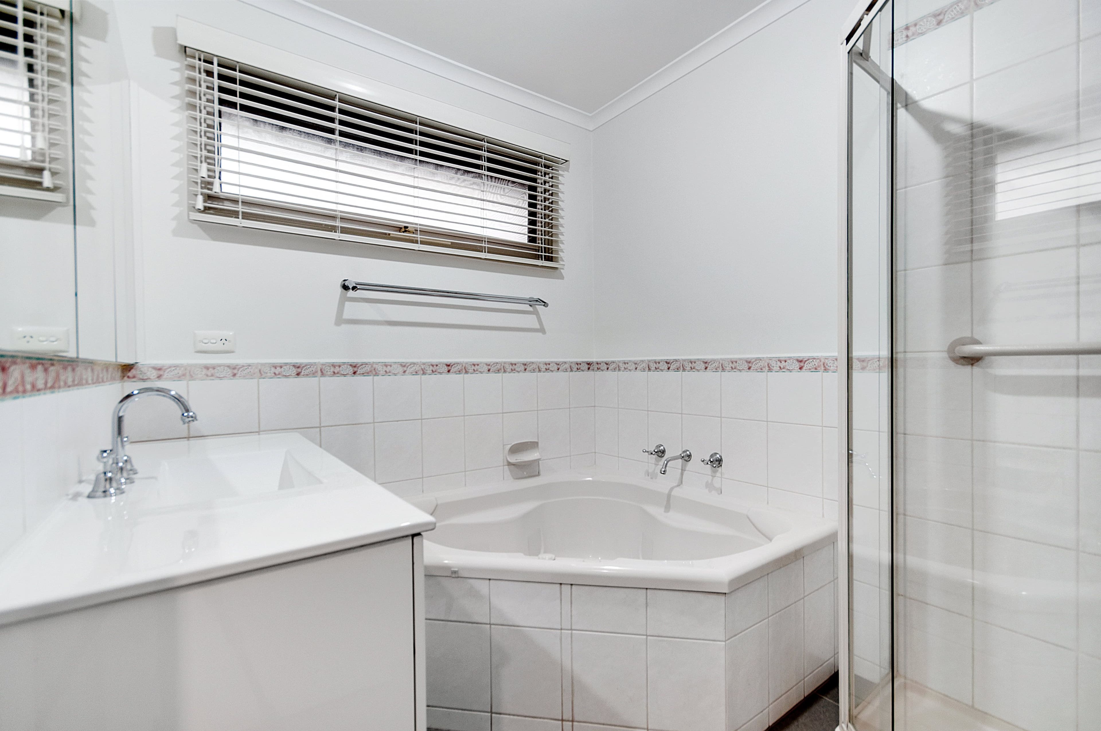 77 Screen Street, Frankston VIC 3199, Frankston - Thumbnail 8