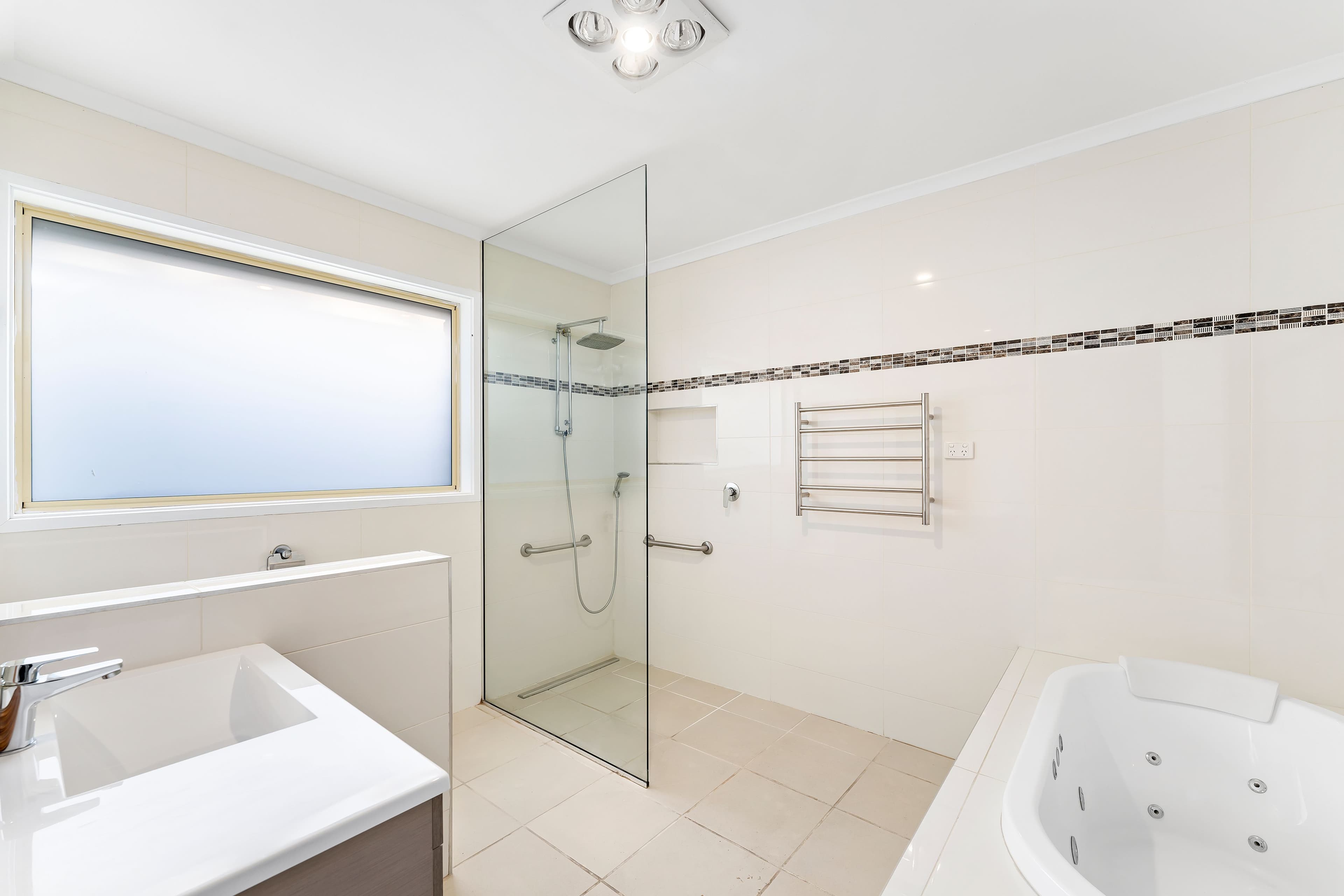 34 Burke Road, Sunbury VIC 3429, Sunbury - Thumbnail 6