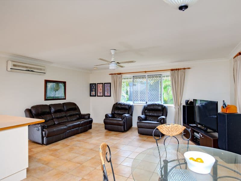 59 Corypha Crescent, CALAMVALE QLD 4116, Calamvale - Thumbnail 4