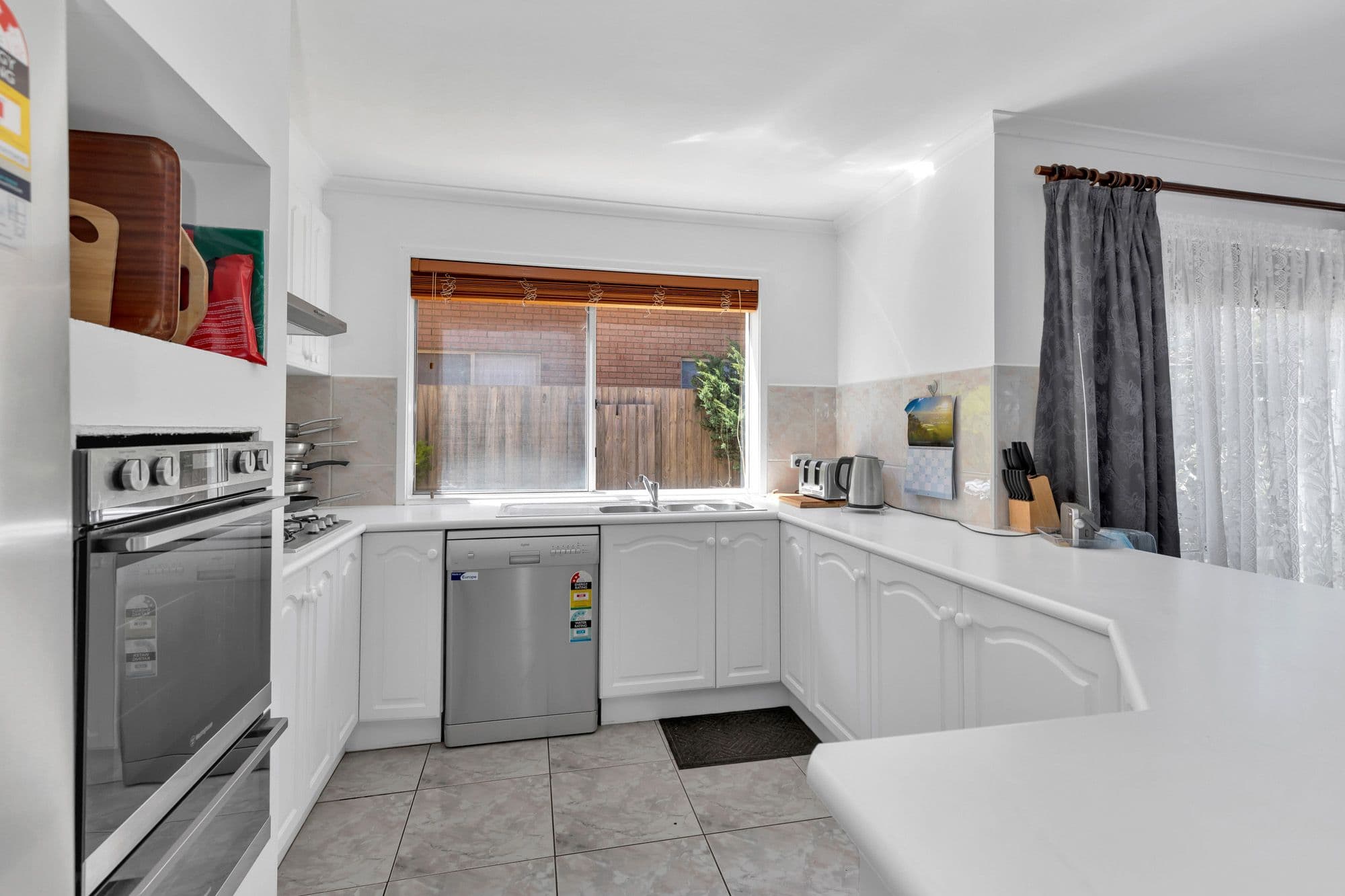 14 Lonsdale Circuit, Hoppers Crossing VIC 3029, Hoppers Crossing - Thumbnail 5