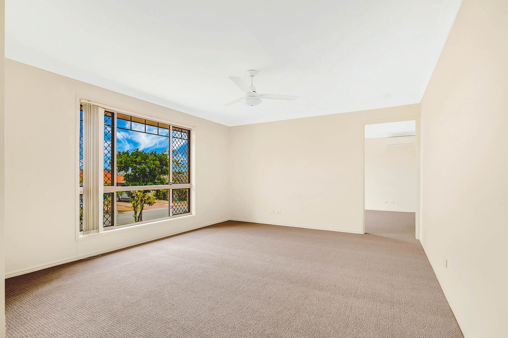 15 Betty Street, Upper Coomera QLD 4209, Upper Coomera - Thumbnail 3