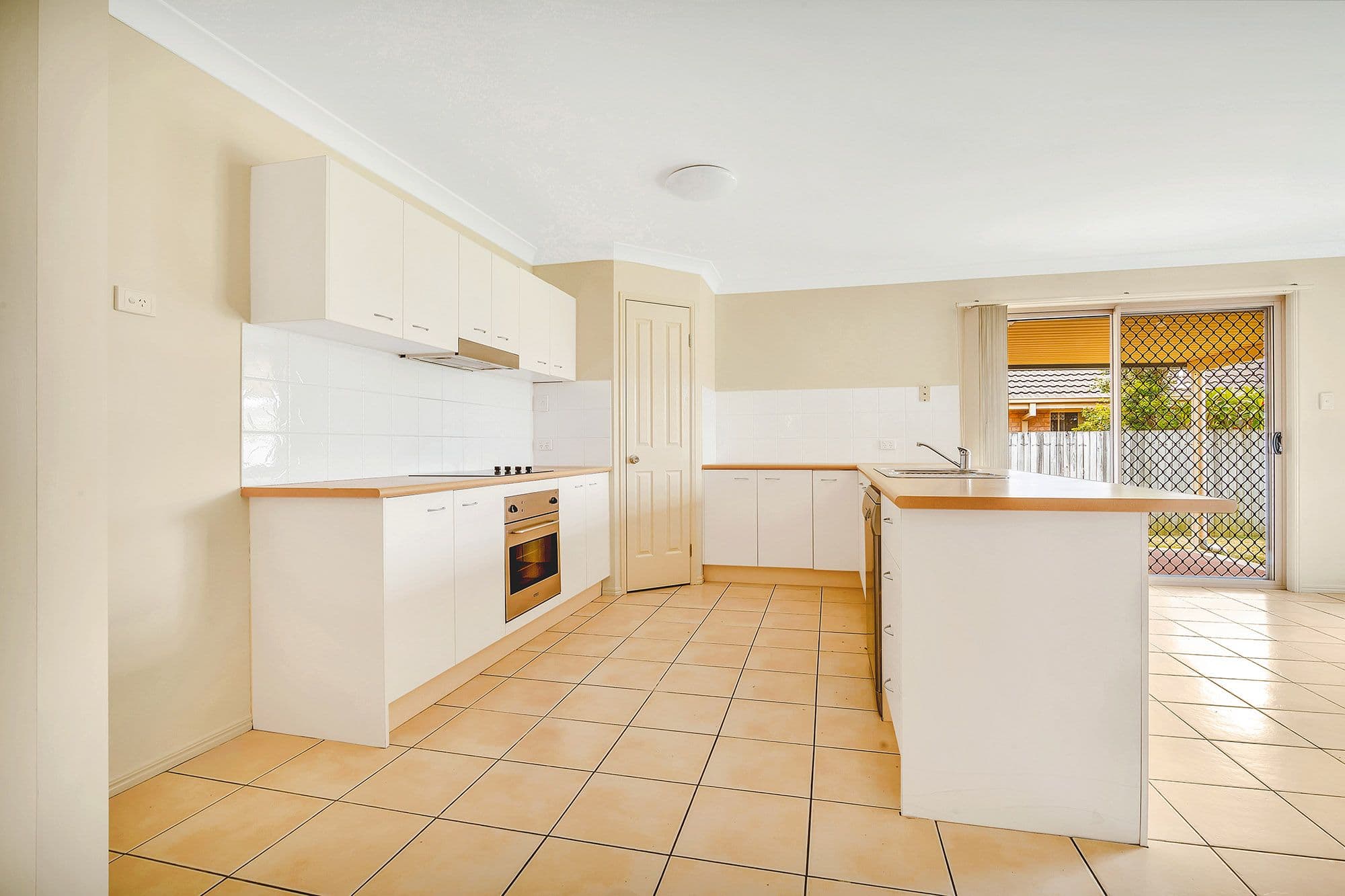 15 Betty Street, Upper Coomera QLD 4209, Upper Coomera - Thumbnail 5