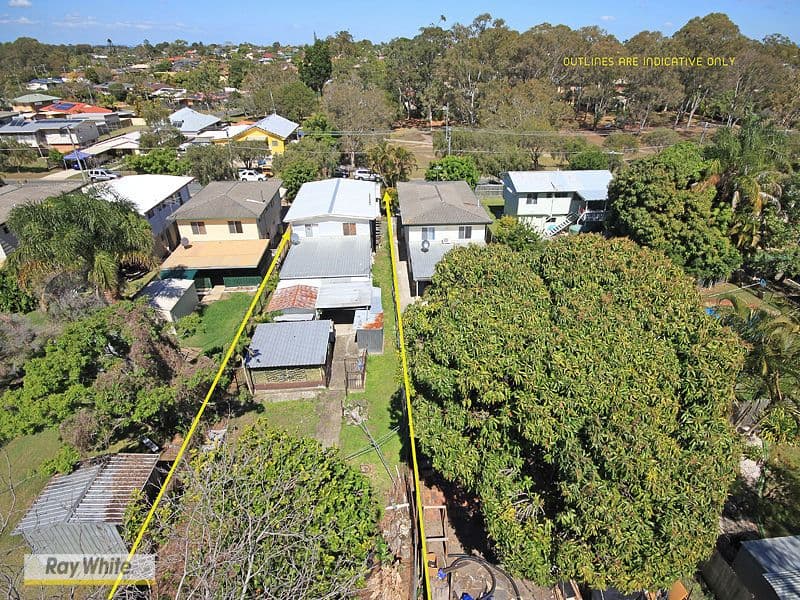 32 Pikett Street, CLONTARF QLD 4019, Clontarf - Thumbnail 2