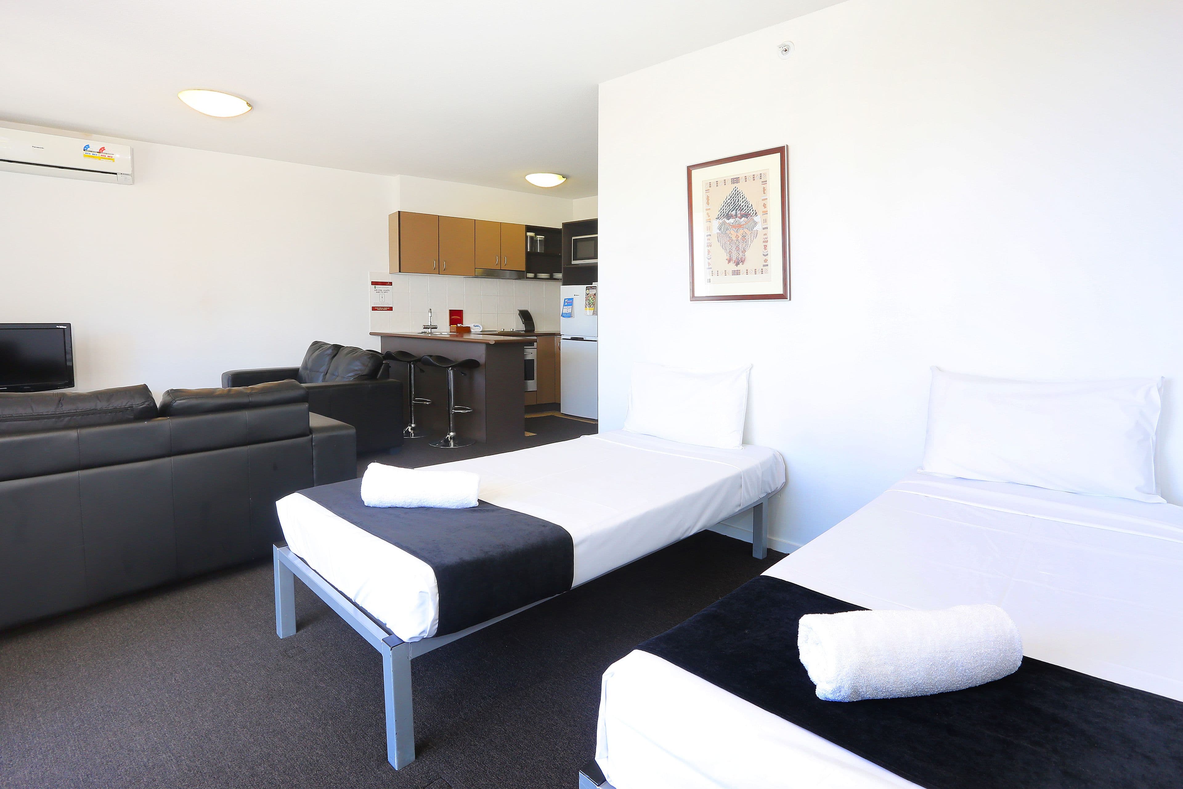 410 " Savannah" 42 Surf Parade, Broadbeach QLD 4218, Broadbeach - Thumbnail 5