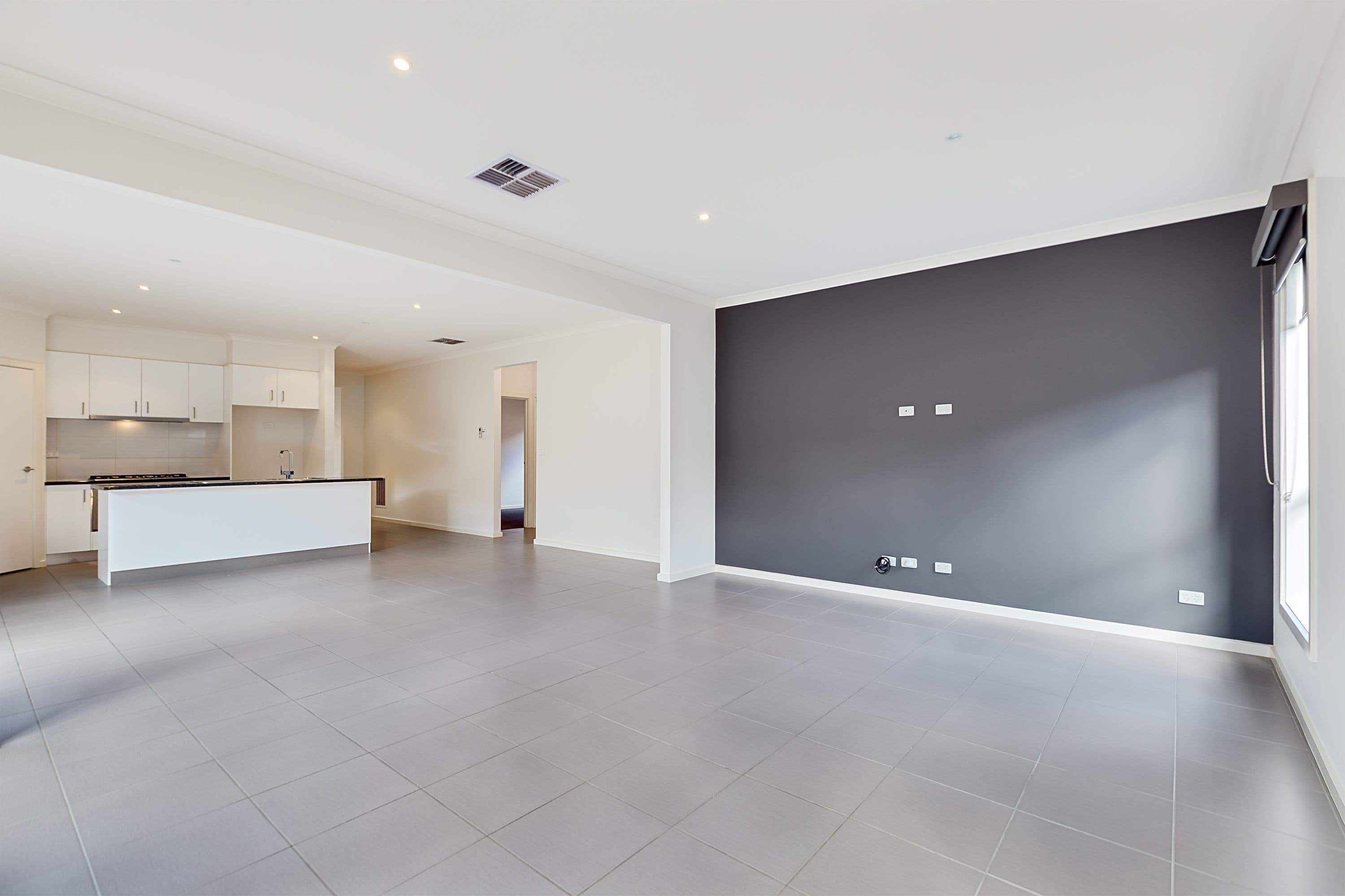 8 Emden Road, Wollert VIC 3750, Wollert - Thumbnail 3