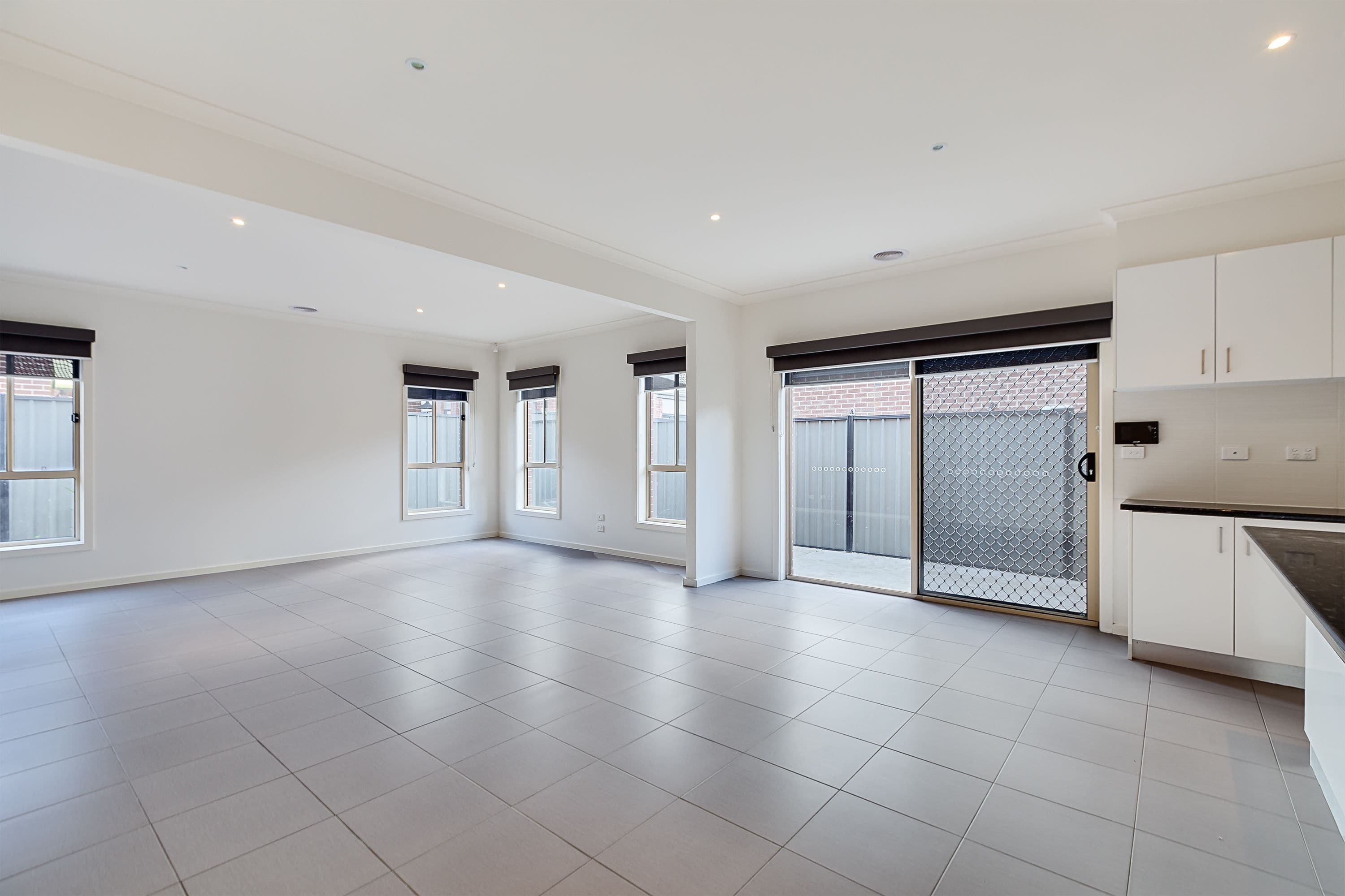 8 Emden Road, Wollert VIC 3750, Wollert - Thumbnail 6