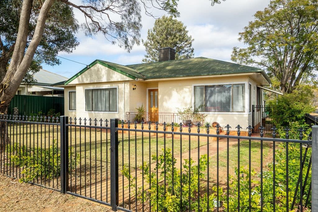1 Sanderson Street, Dubbo NSW 2830, Dubbo - Image 1