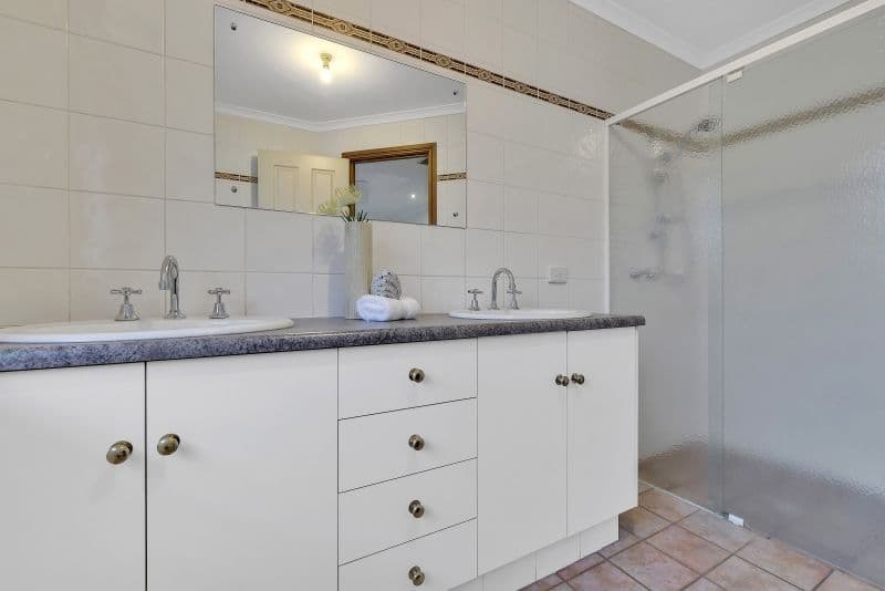 21 Cambridge Street, Gilles Plains SA 5086, Gilles Plains - Thumbnail 4