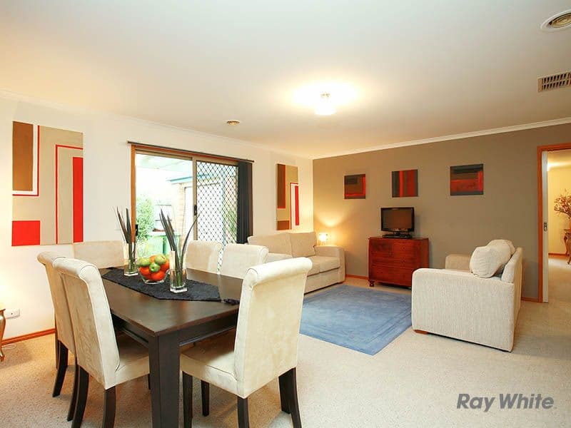 82 Wintersun Road, BERWICK VIC 3806, Berwick - Thumbnail 3