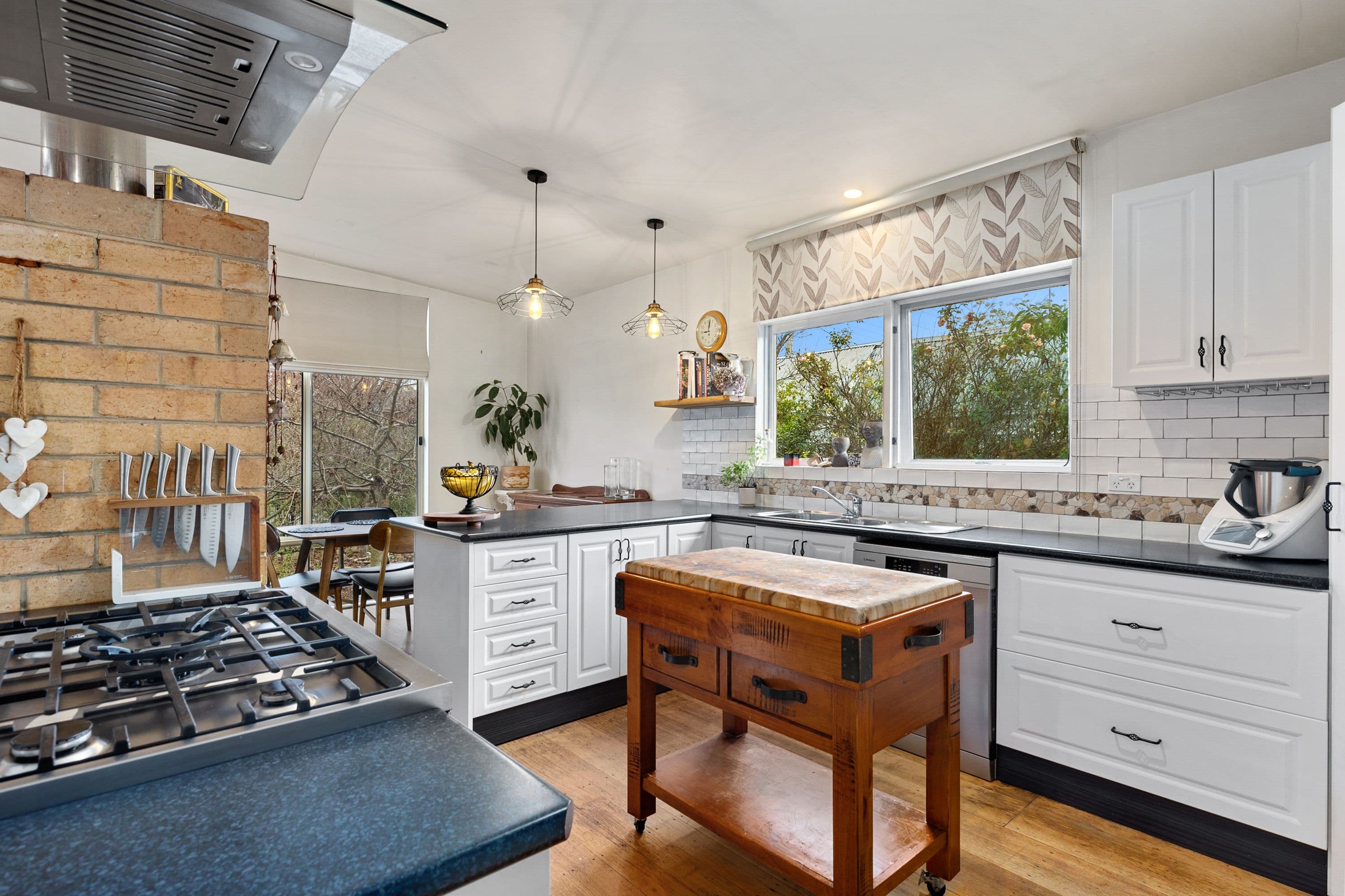 5 Queen Street, Avenel VIC 3664, Avenel - Thumbnail 4