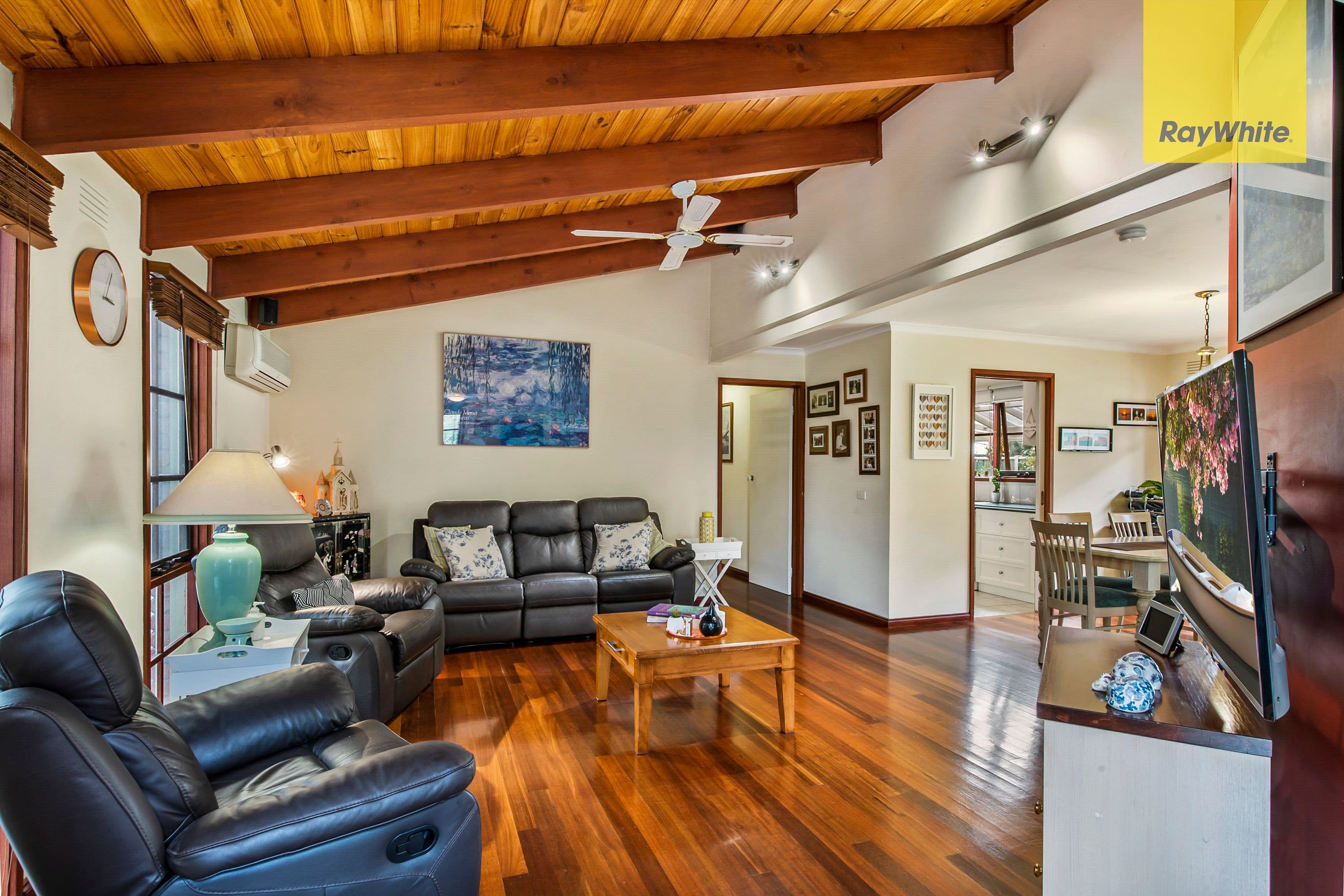 33 Grimes Avenue, Taylors Lakes VIC 3038, Taylors Lakes - Thumbnail 2
