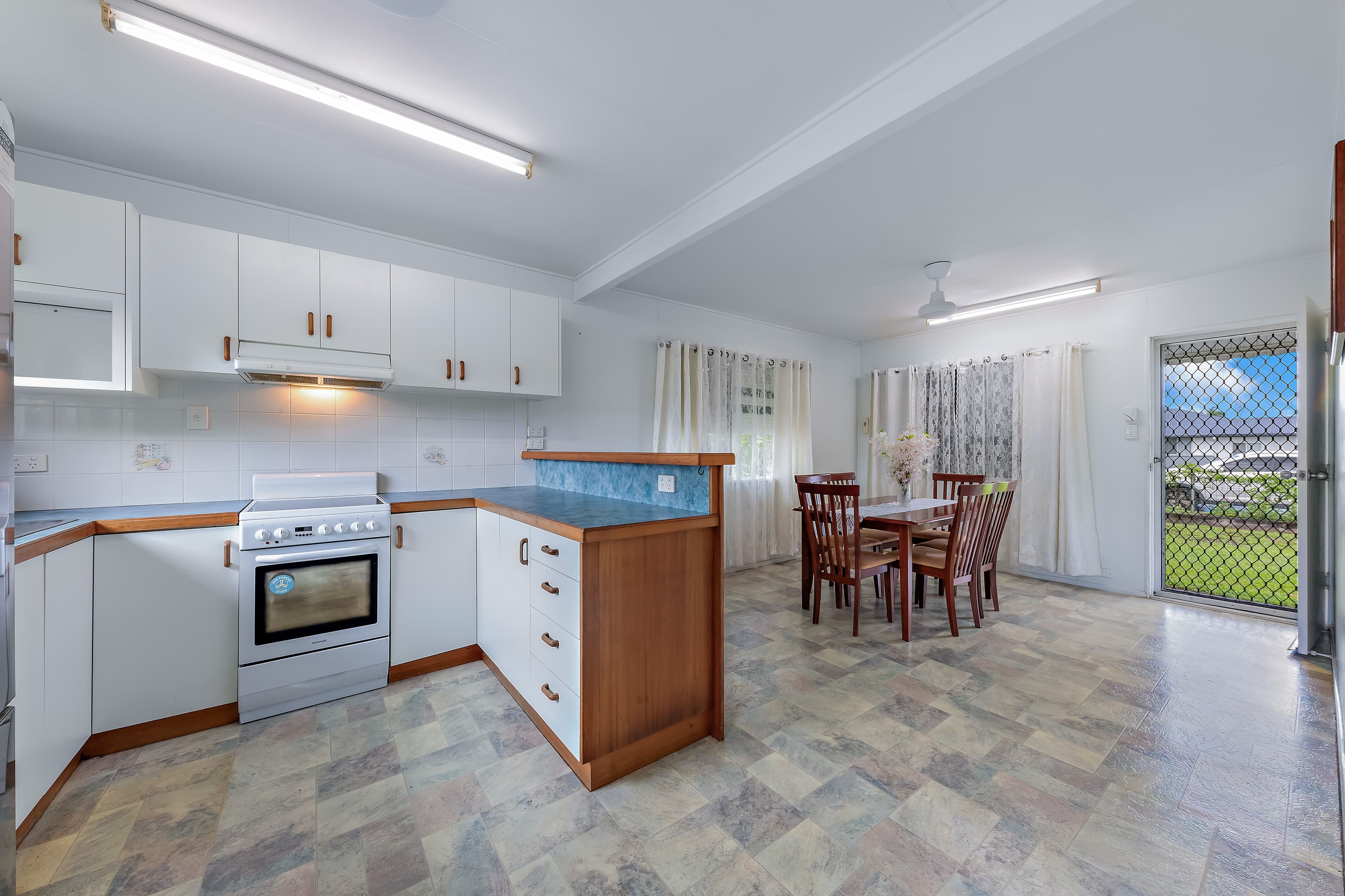 55 Faust Street, Proserpine QLD 4800, Proserpine - Thumbnail 3