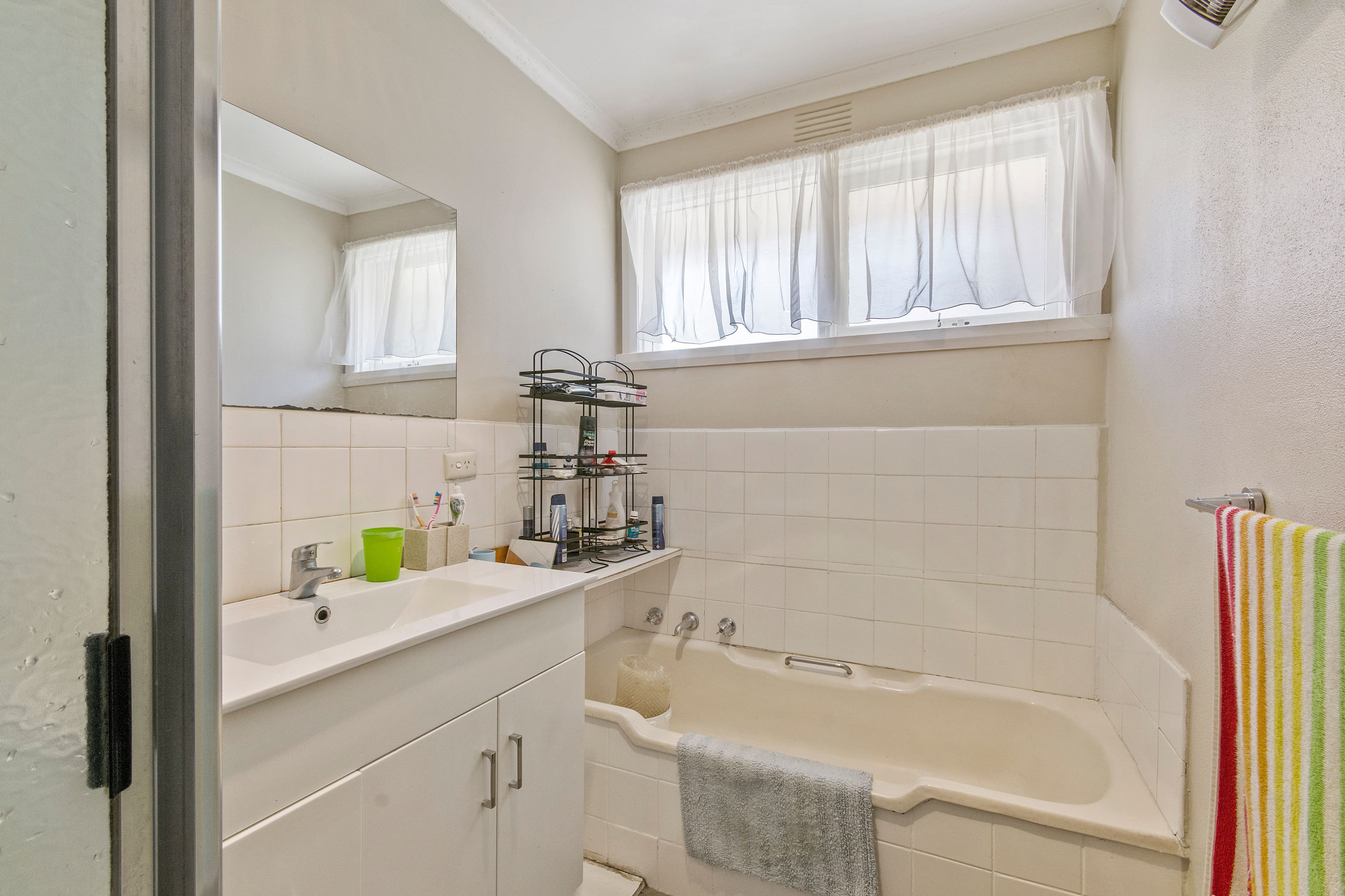36 Debra Street, Rowville VIC 3178, Rowville - Thumbnail 6