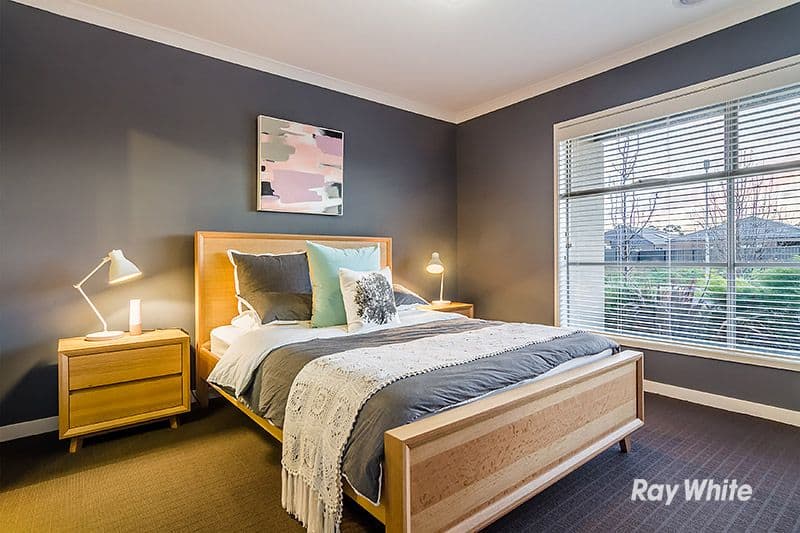 9 Elwick Drive, Clyde North VIC 3978, Clyde North - Thumbnail 2