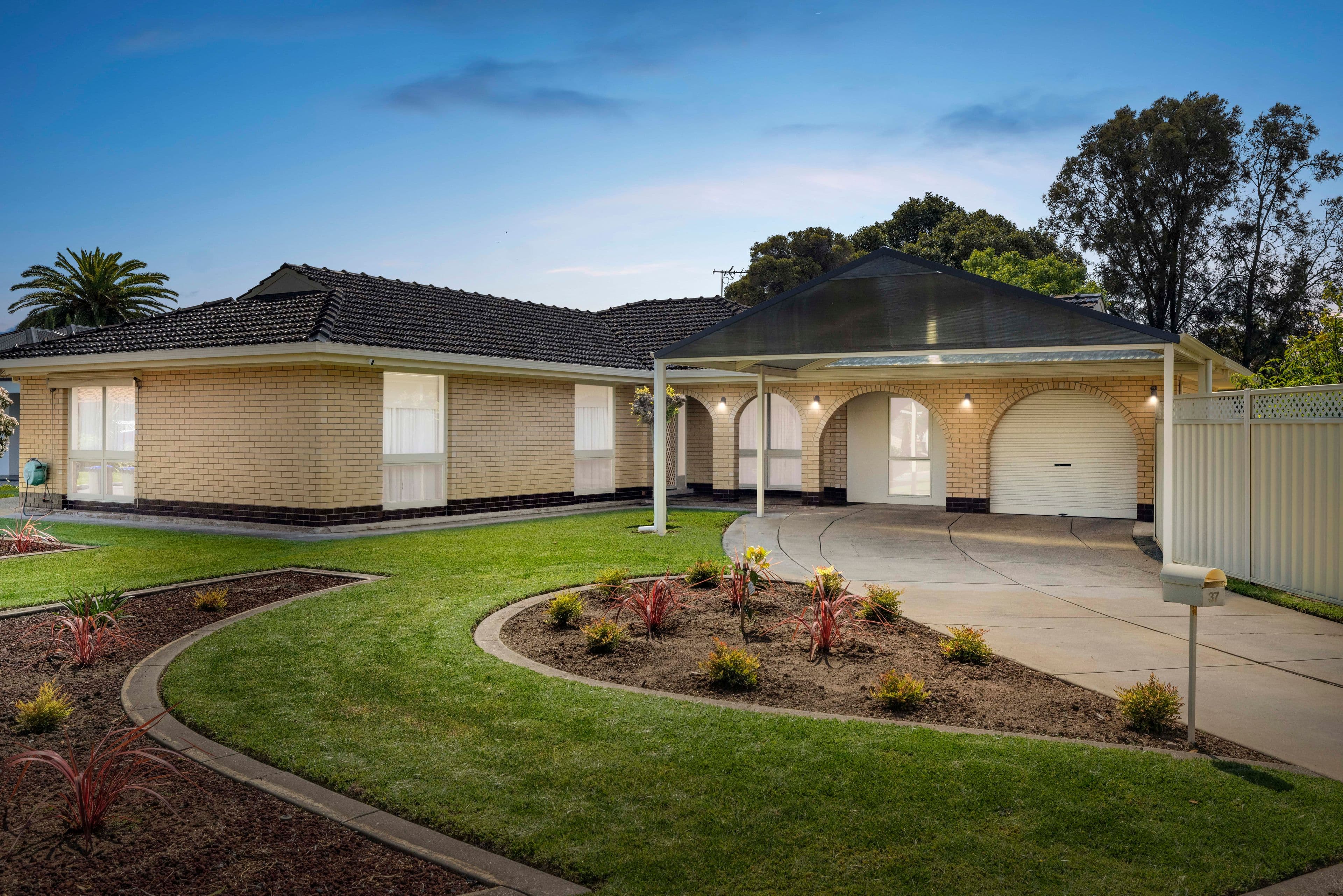 37 Veronica Street, Kidman Park SA 5025, Kidman Park - Image 1